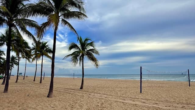 Fortlauderdale beach - Image 3