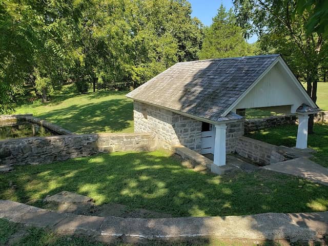 Saline Courthouse Museum - Image 3