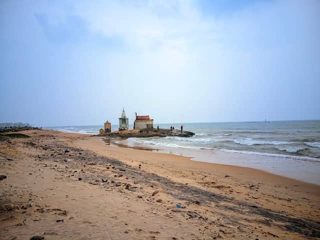 Dehiwala beach - Image 1
