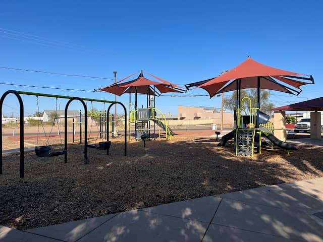 1st Avenue Park - Image 2