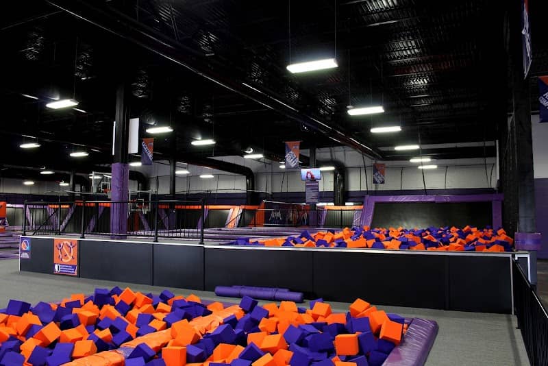 Formula Fun Trampoline Park Gurabo - Image 2