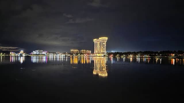 Gyeongpo Lake Plaza - Image 2