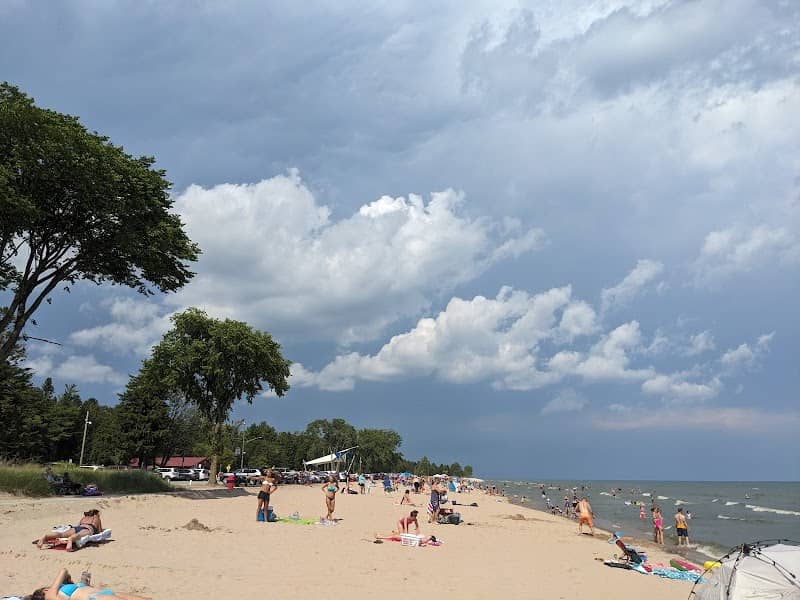 Neshotah Park - Image 1