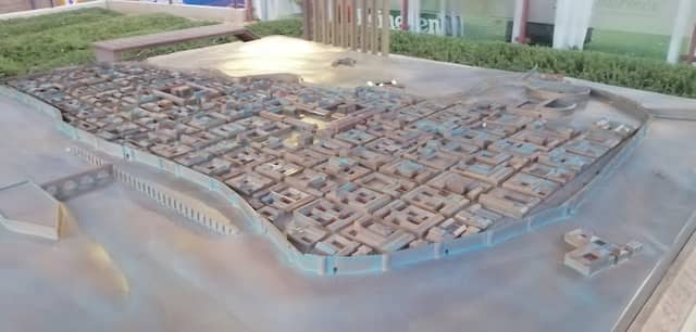 Model of Augusta Emerita (2nd century) - Image 1