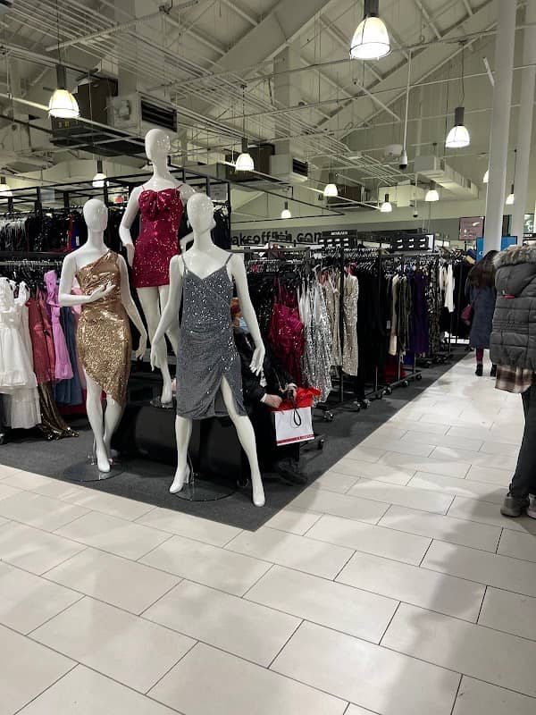 Woodbury Centre - Image 2