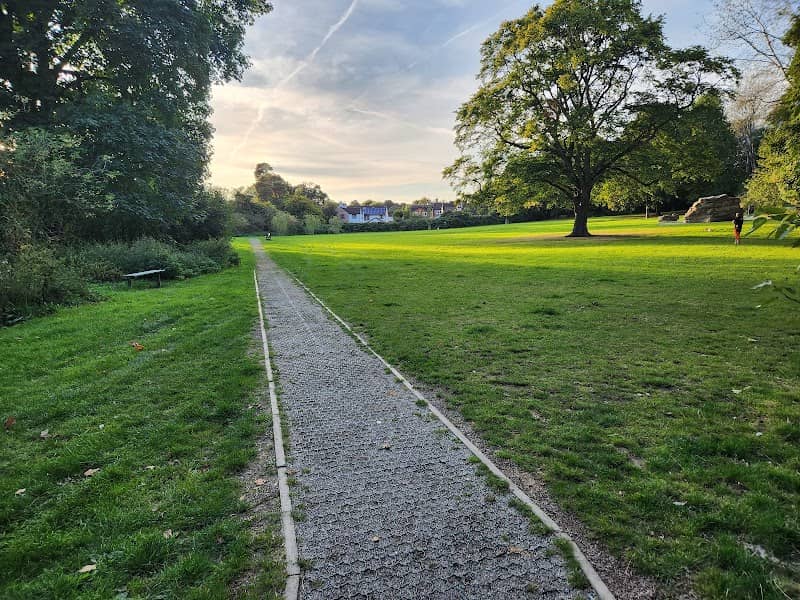 Willow Park - Image 1