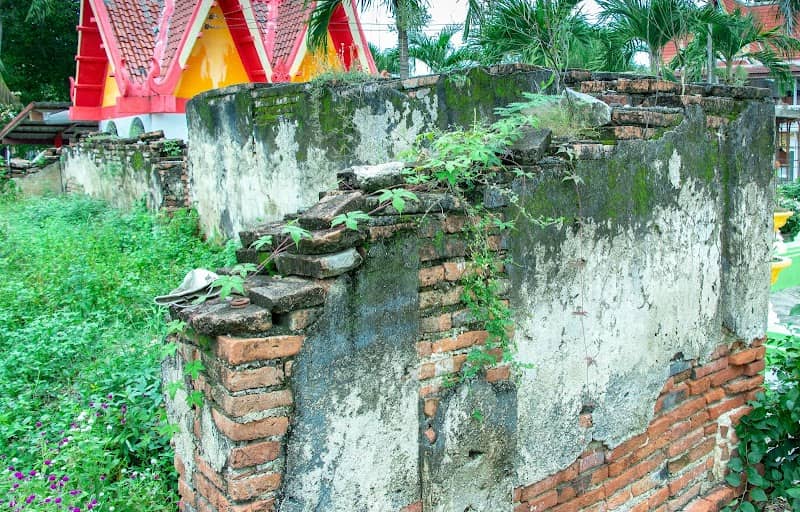 อุโบสถเก่า เมืองอุทัยธานีเก่า - Image 1