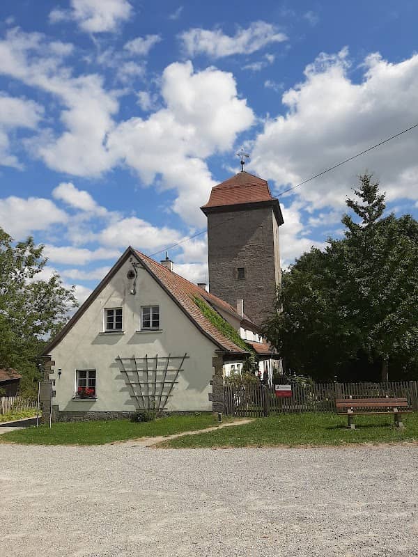 Brunnenhausmuseum mit historischer Ochsentretanlage von 1702 - Image 1