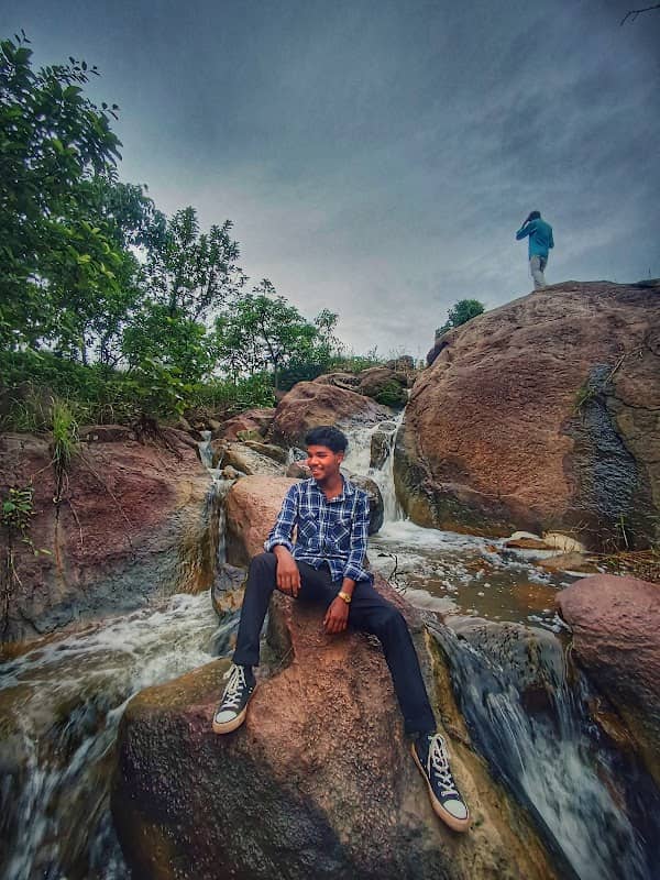 Bonga waterfall - Image 1