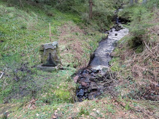 Rotmurg-Brunnen - Image 1