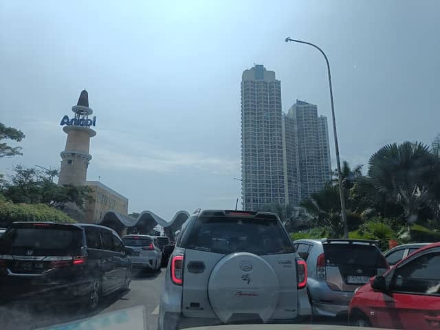 PintuGerbang Ancol - Image 1