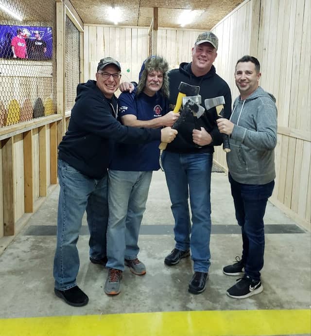 9 Worlds Axe Throwing - Image 2