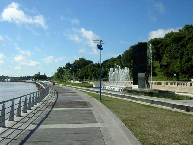 Costanera Parana - Image 2