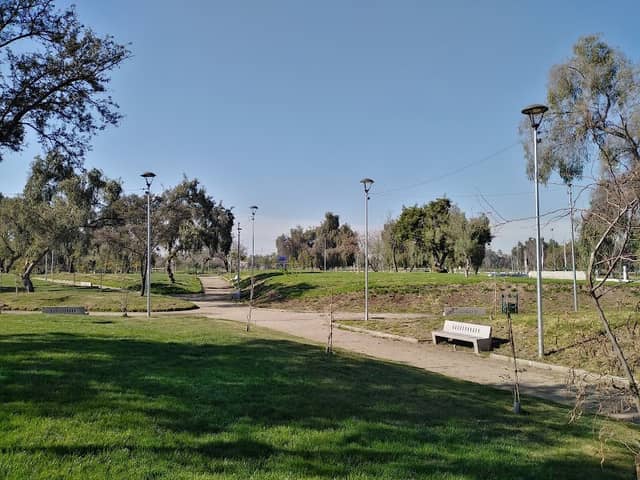 las Palmeras Park - Image 2