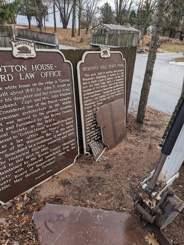 Wisconsin State Historical Marker 239: Heritage Hill State Park - Image 1
