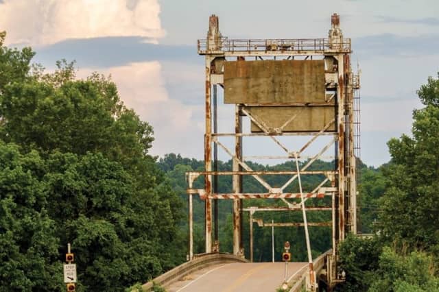 Satartia Bridge - Image 1