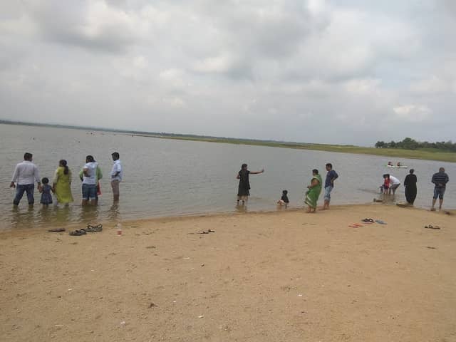 Sarpanpally Lake - Image 1