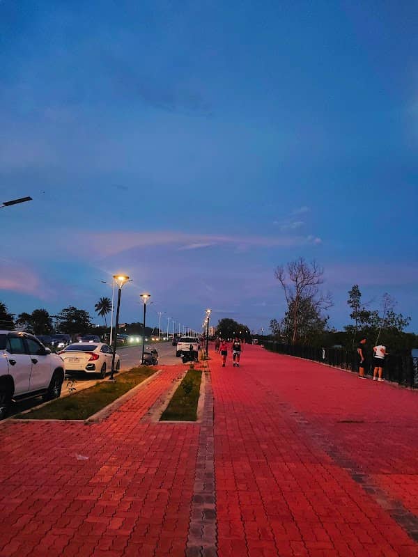 Iloilo Sunset Boulevard - Image 2