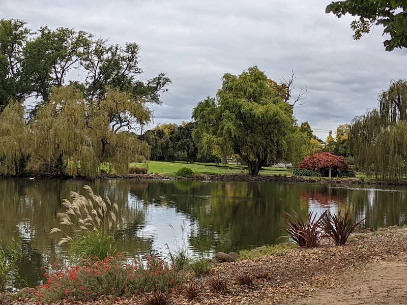 Castlemaine Botanical Gardens - Image 1