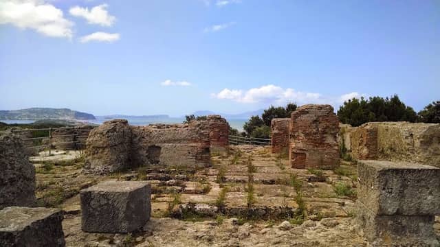 Cuma Archaeological Park - Image 3