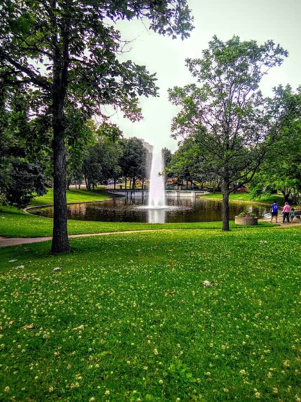 Iris Park - Image 1