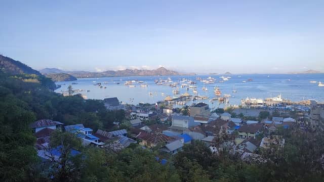 LABUAN BAJO TOUR - Image 1