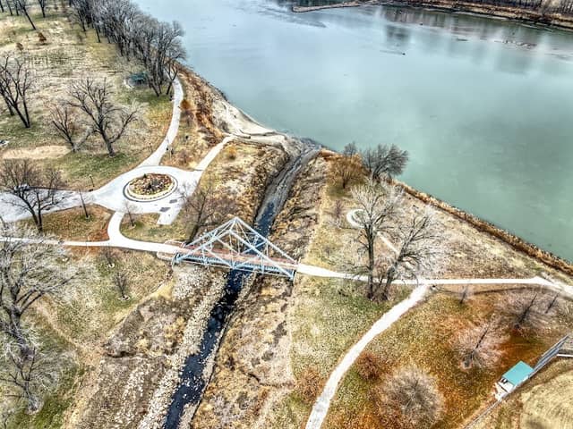 English Landing Park Pavillion - Image 3
