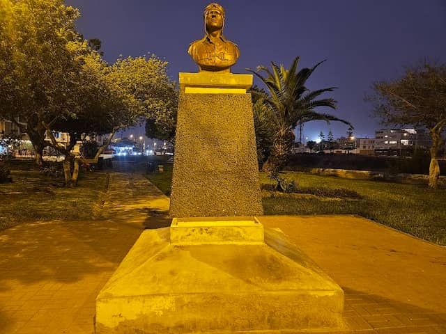 Quiñones Park - Image 1