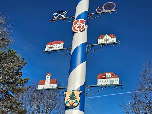 Maibaum Neuried - Image 1