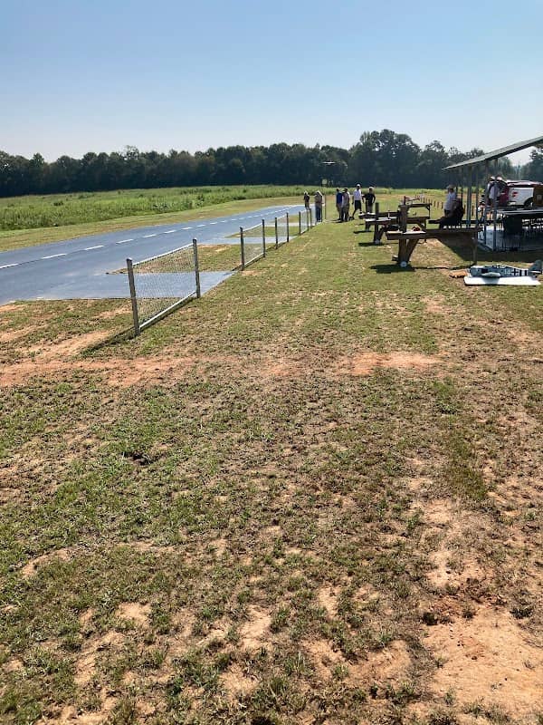 Brooks RC Field - Image 1