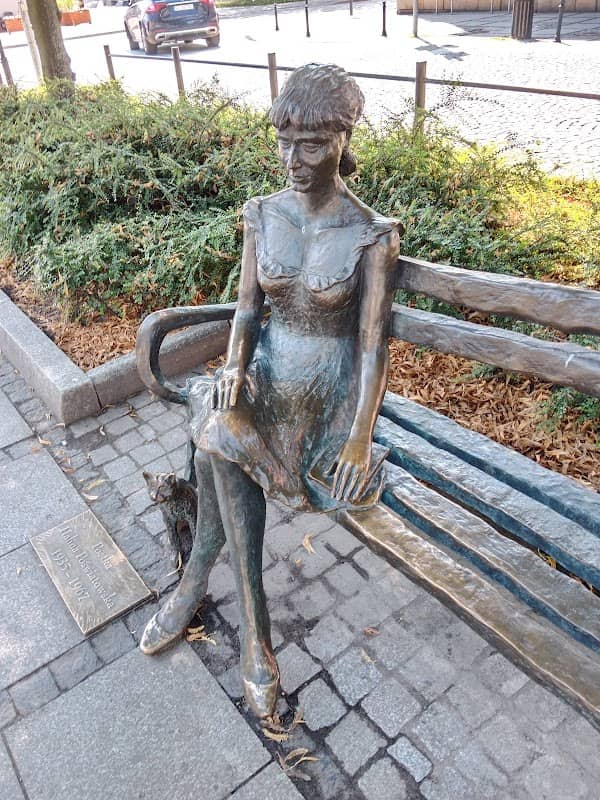 Rzeźba Halina Jasnorzewska Poświatowska - Image 1