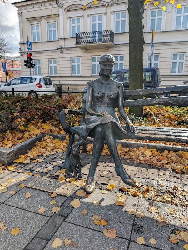 Rzeźba Halina Jasnorzewska Poświatowska - Image 2