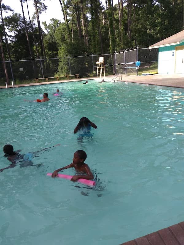 Pineland Park - Image 3