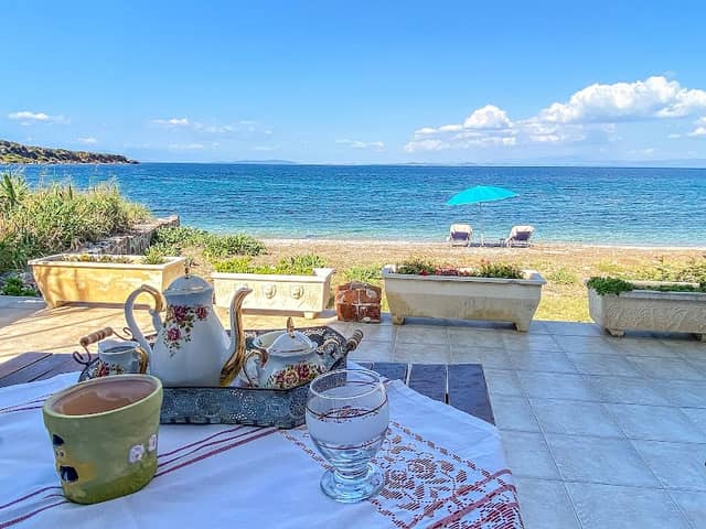 Kyparissis Beachfront Houses - Image 1