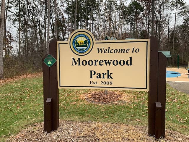 Moorewood Park - Image 1