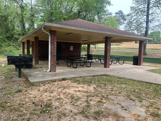 MM Scott Park - Image 1