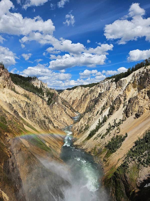 Brink of Lower Falls - Image 1