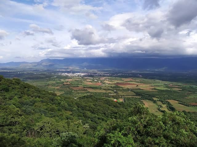 Hill View - Image 1