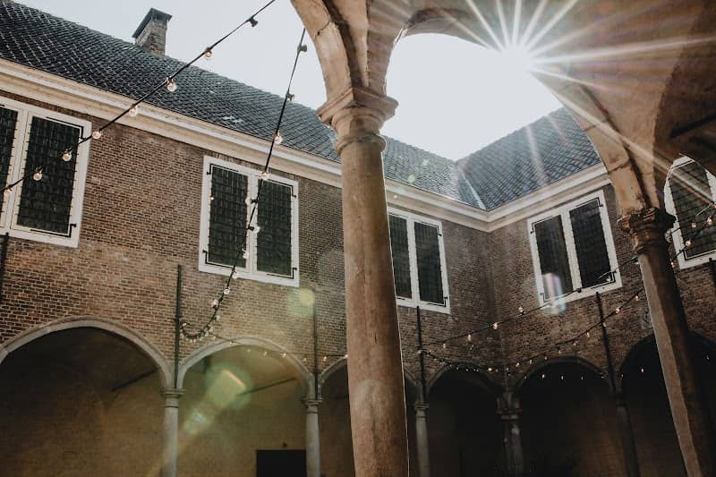 Castle Dussen - Image 1