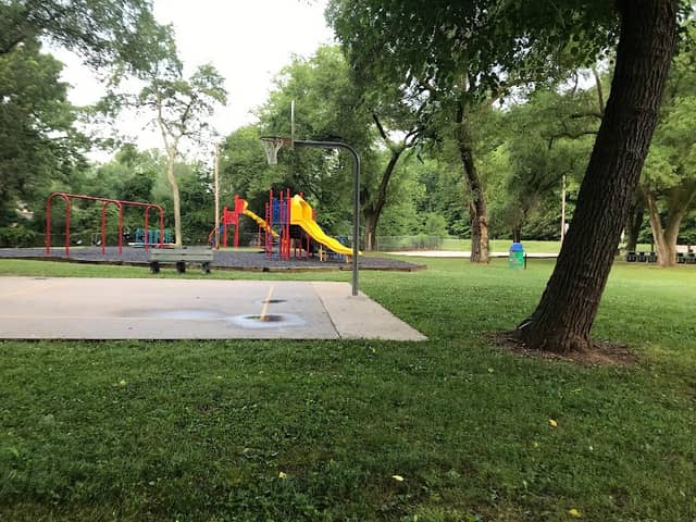 Linn Creek Memorial Park - Image 1