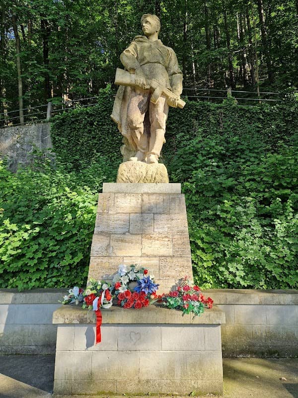 Monument to the partisan - Image 3