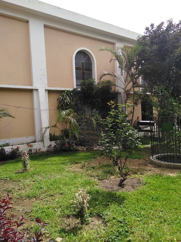 Plaza De La Iglesia - Image 1