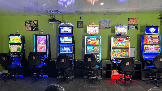 Fly High Game Room - Image 1