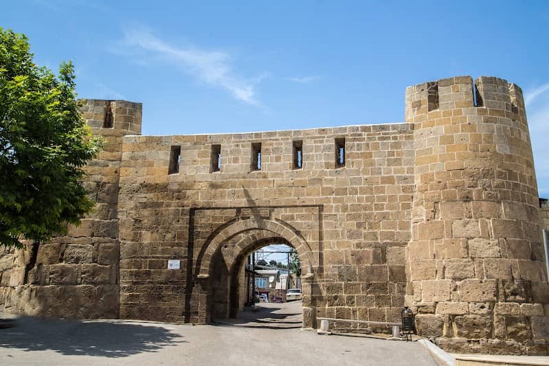 Vorota "Bayat-Kapy" - Image 1
