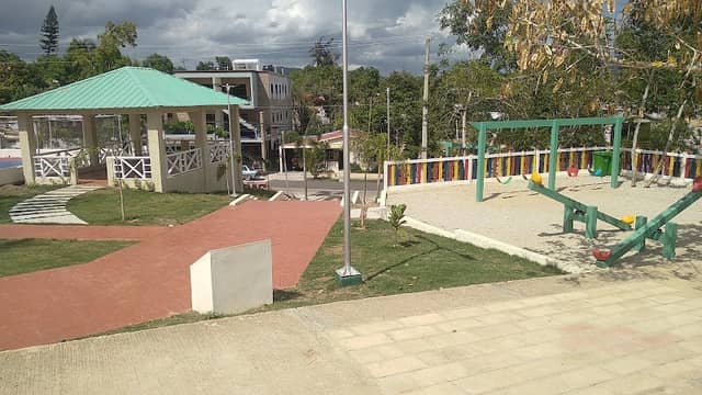 Eugenio Miches Park - Image 1