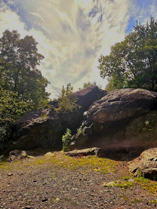 Dungeon Rock - Image 1