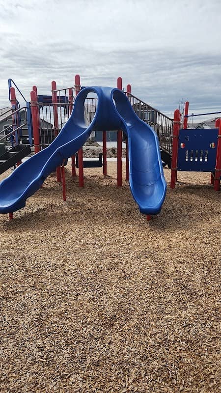 Cobblestone Park - Image 2