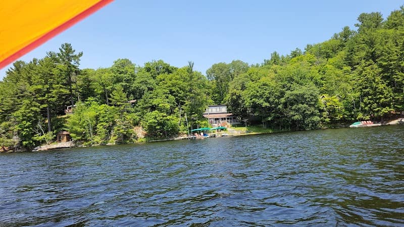 Baker’s landing - Image 1