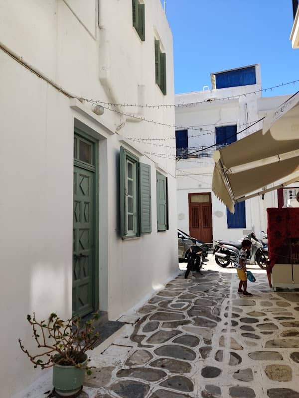Aegli Rooms - Image 1