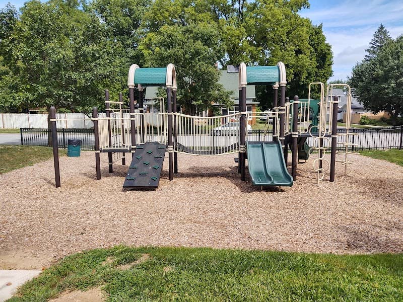 Seminary Park - Image 2